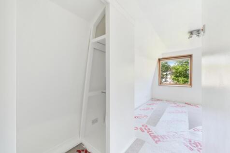 ROSENDALE ROAD, 1...