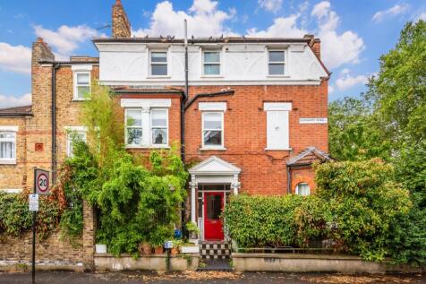 VIVIANNE HOUSE, 2...