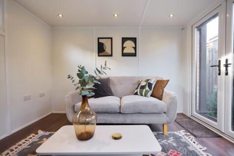 d736e5e8-2891-44-...