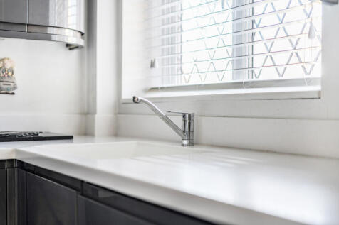 1294213-9-68271f2...