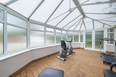 1374277-21-6903b2...