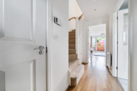 1374055-17-6909d4...