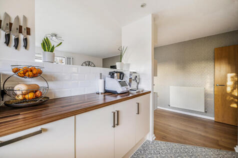 1381868-17-691b43...