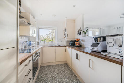 1381868-23-691b44...