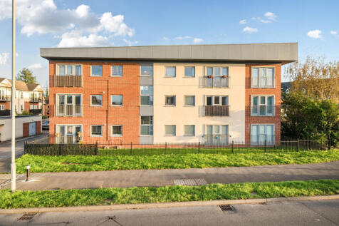 1381868-1-691b402...