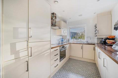 1381868-16-691b43...