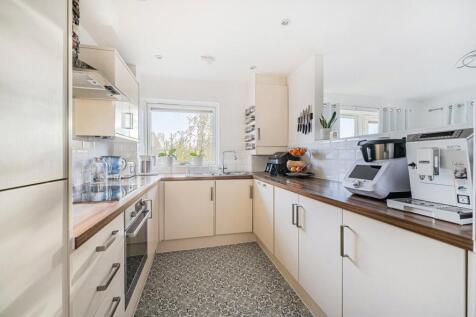 1381868-23-691b44...