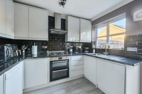 1382685-10-69206e...