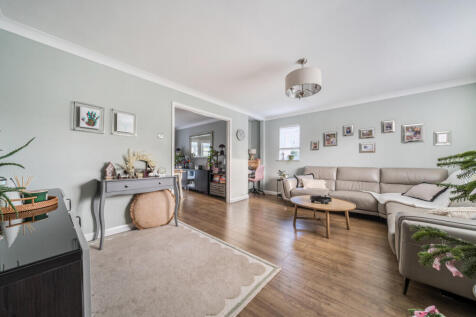 1388775-16-693976...