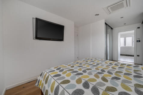 1393281-19-69428b...