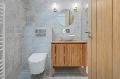 Bedroom Four En-Suite