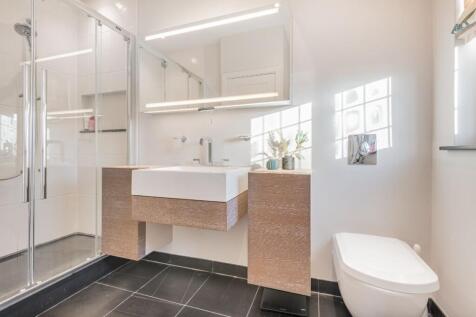 Master en-suite