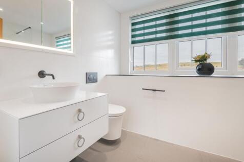 Bedroom One Ensuite