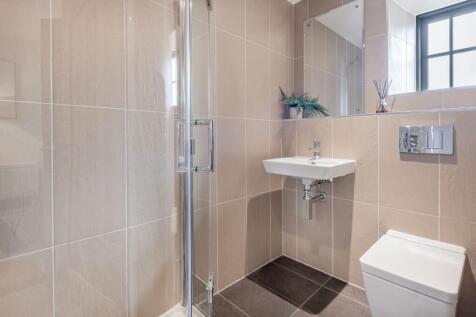 Downstairs bathroom 