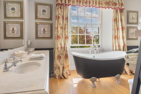Master en-suite