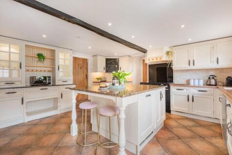 Main House -Kitchen 