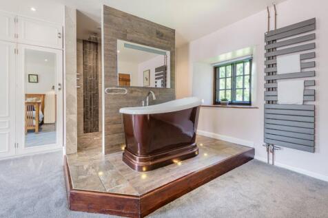 Main House - Master Suite