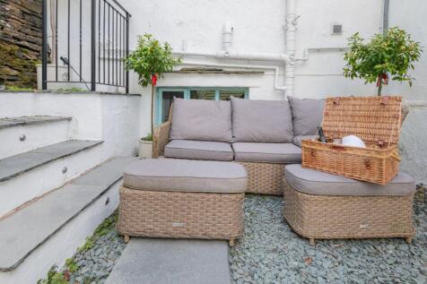 Main House - Patio