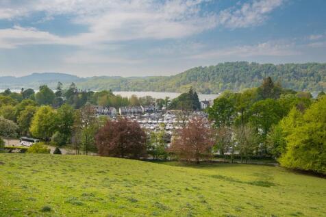 Field overlooking Windermere