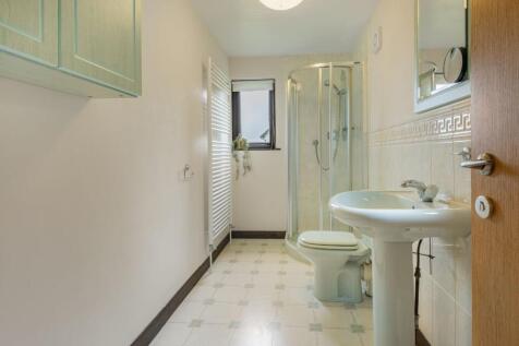 Bedroom Two ensuite room 