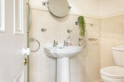 Bedroom One En-suite