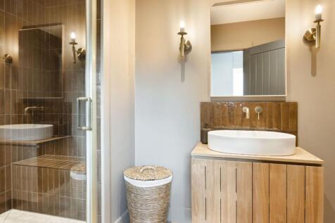 Downstairs Bathroom