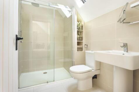 Main Bedroom Ensuite