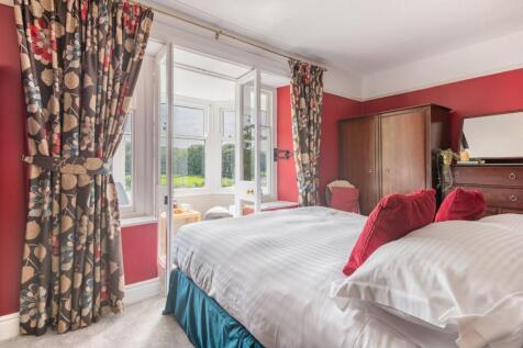 Main bedroom