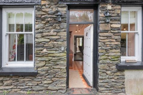 Bankfield Entrance