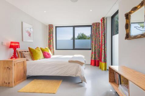 Bedroom Five/Annexe