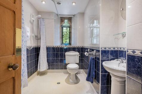 Downstairs wet room