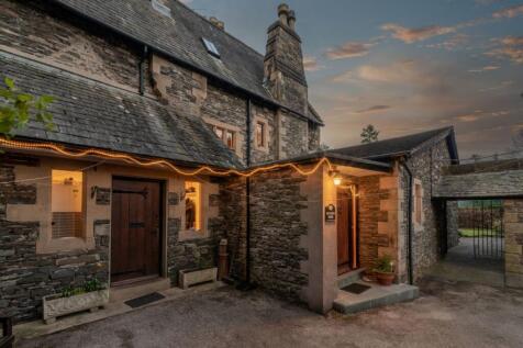 Parkside House