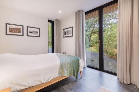 Studio Bedroom