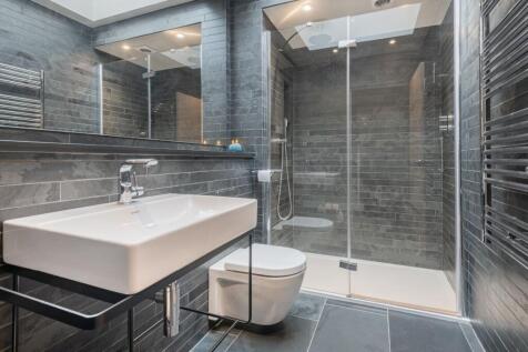 Studio Bathroom