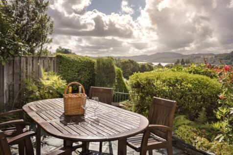 Baddeley Cottage Terrace