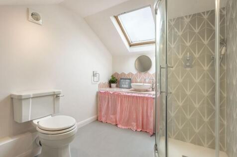 Bedroom Two En-Suite
