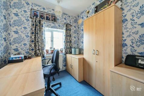 Bedroom Five/ Office