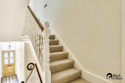 Enterance/ Stairs