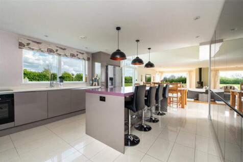 Kitchen/Diner/Family