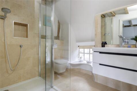 Bedroom Two En Suite