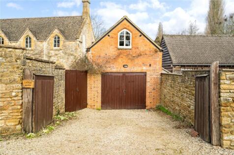 Garage/Parking