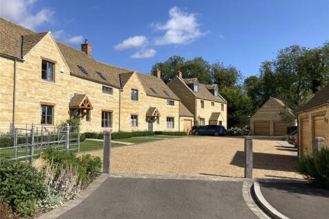 7 The Stables