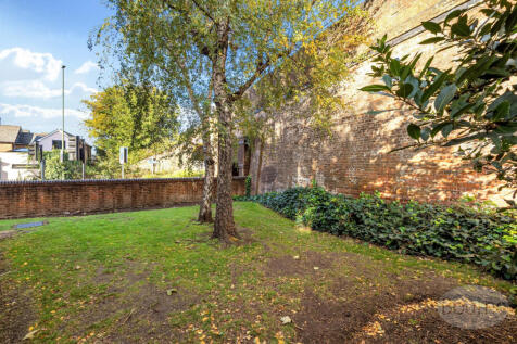 81e33e79-dfc0-44c...