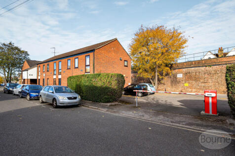 7cf6c521-8ea6-412...