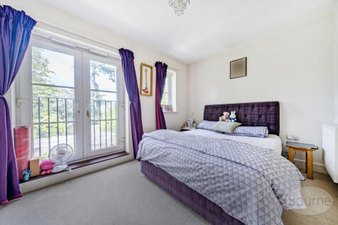 b23687d8-8263-42a...