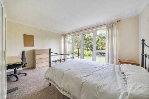 c5a993fc-e125-426...