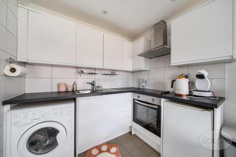 f1ec886a-f001-40b...