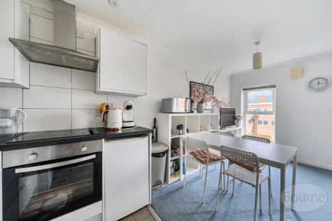 556ee612-3a1b-4a0...