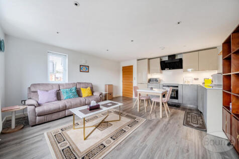 fe22e3a4-e4e9-49f...