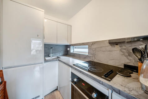 28c9e46d-f73c-469...